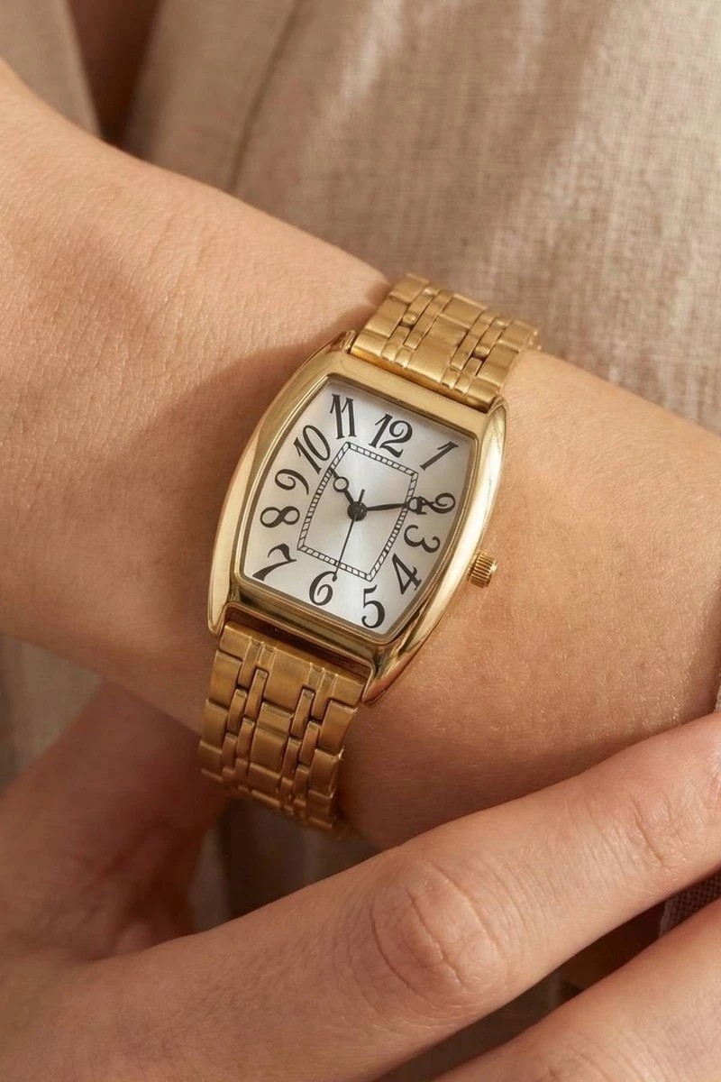Numbered Rectangle Face Watch