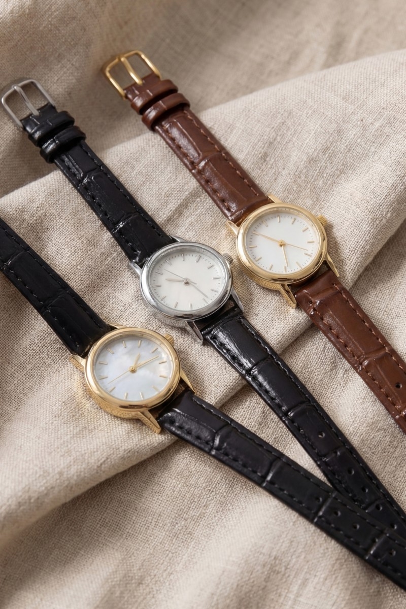 Croc Embossed Leather Strap Round Watch