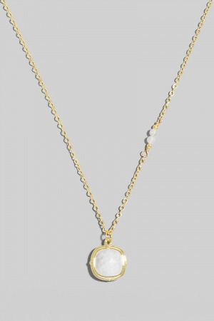 Faceted Square Glass Stone Pendant Necklace