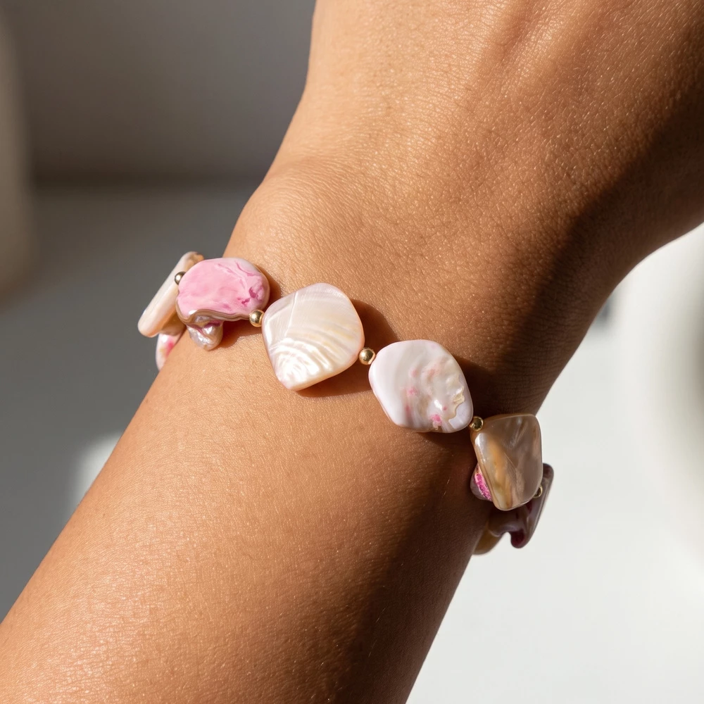 Shell Slab Bead Stretch Bracelet