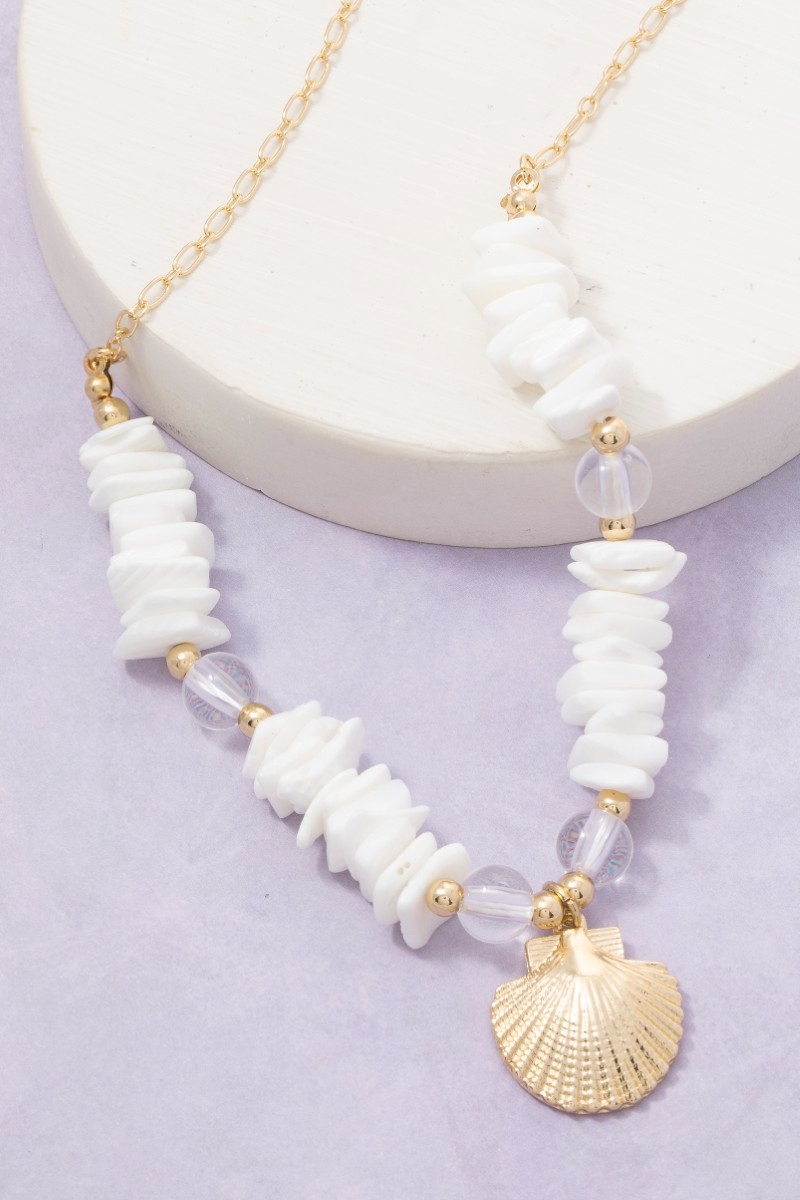 Sea Shell Pendant Chip Shell Beaded Necklace