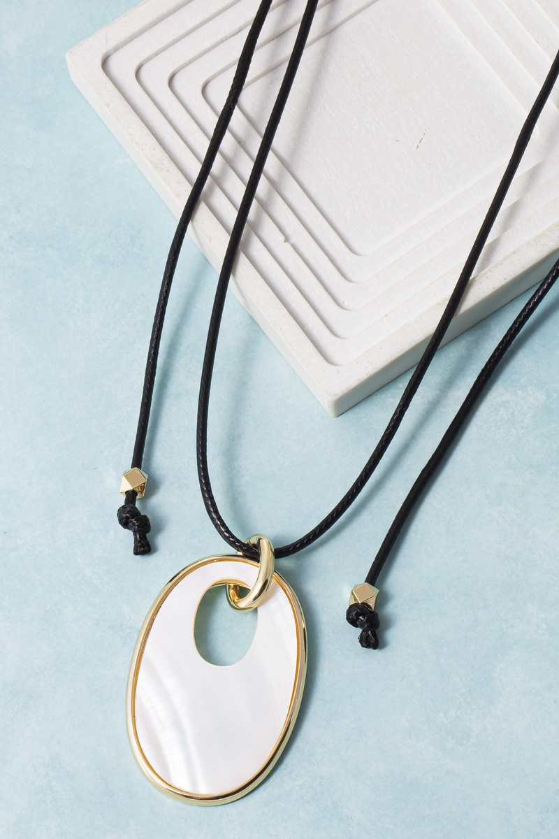 Mop Oval Cutout Pendant Adjustable Cord Necklace
