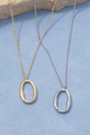 Open Oval Pendant Chain Necklace