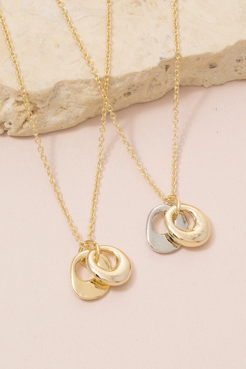 Gold Interlocking Ring Charm Pendant Necklace