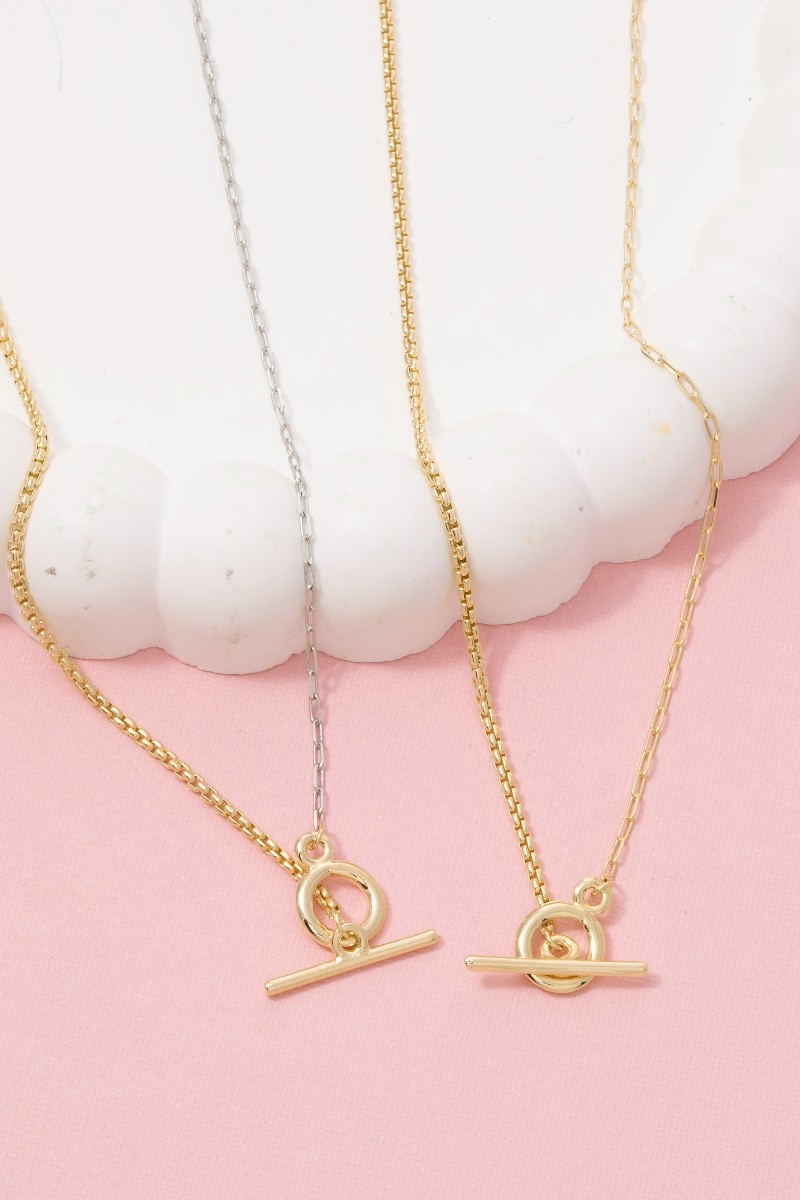Toggle Clasp Pendant Necklace