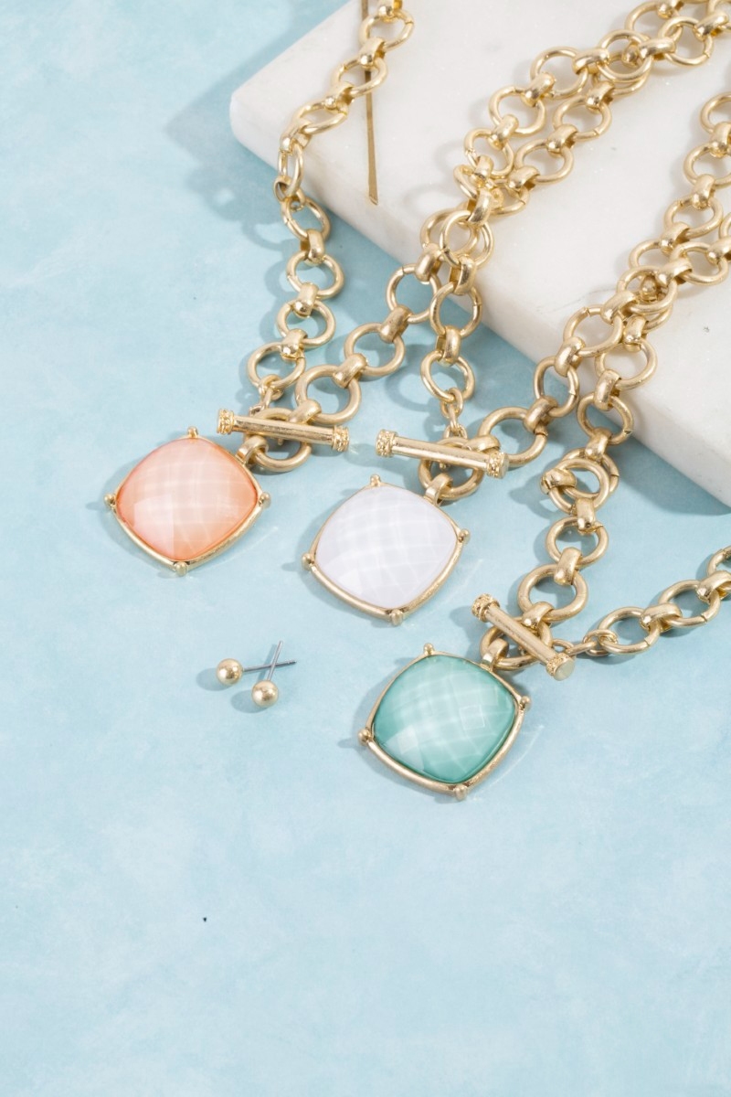 Large Square Faceted Stone Pendant Toggle Chain Necklace