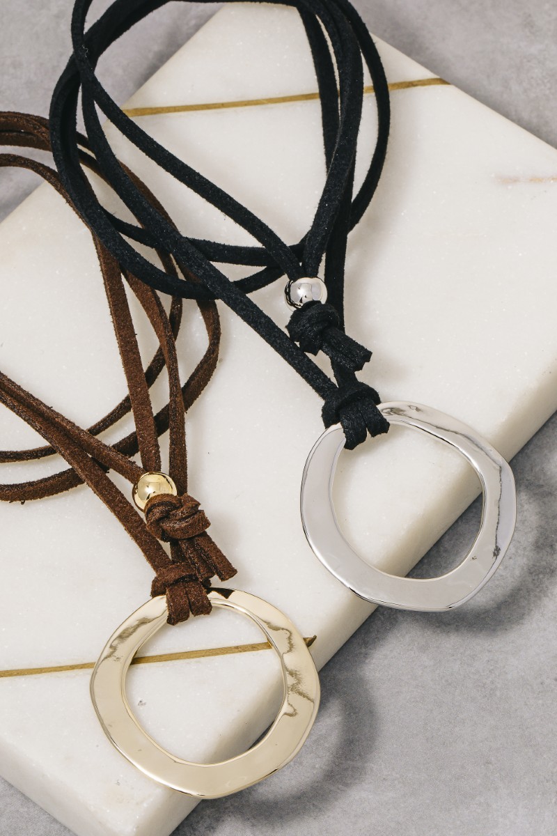 Hammered Hoop Suede Cord Necklace