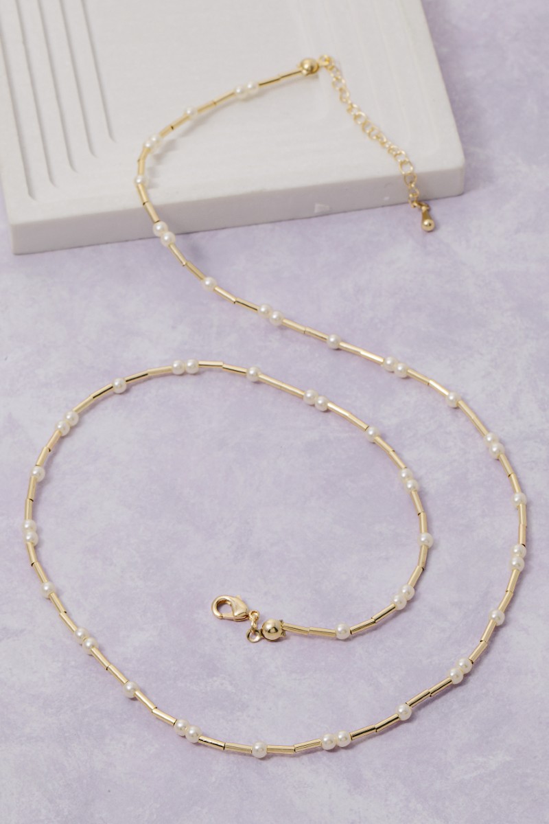 Metallic Tube And Pearl Beads Chain Necklace