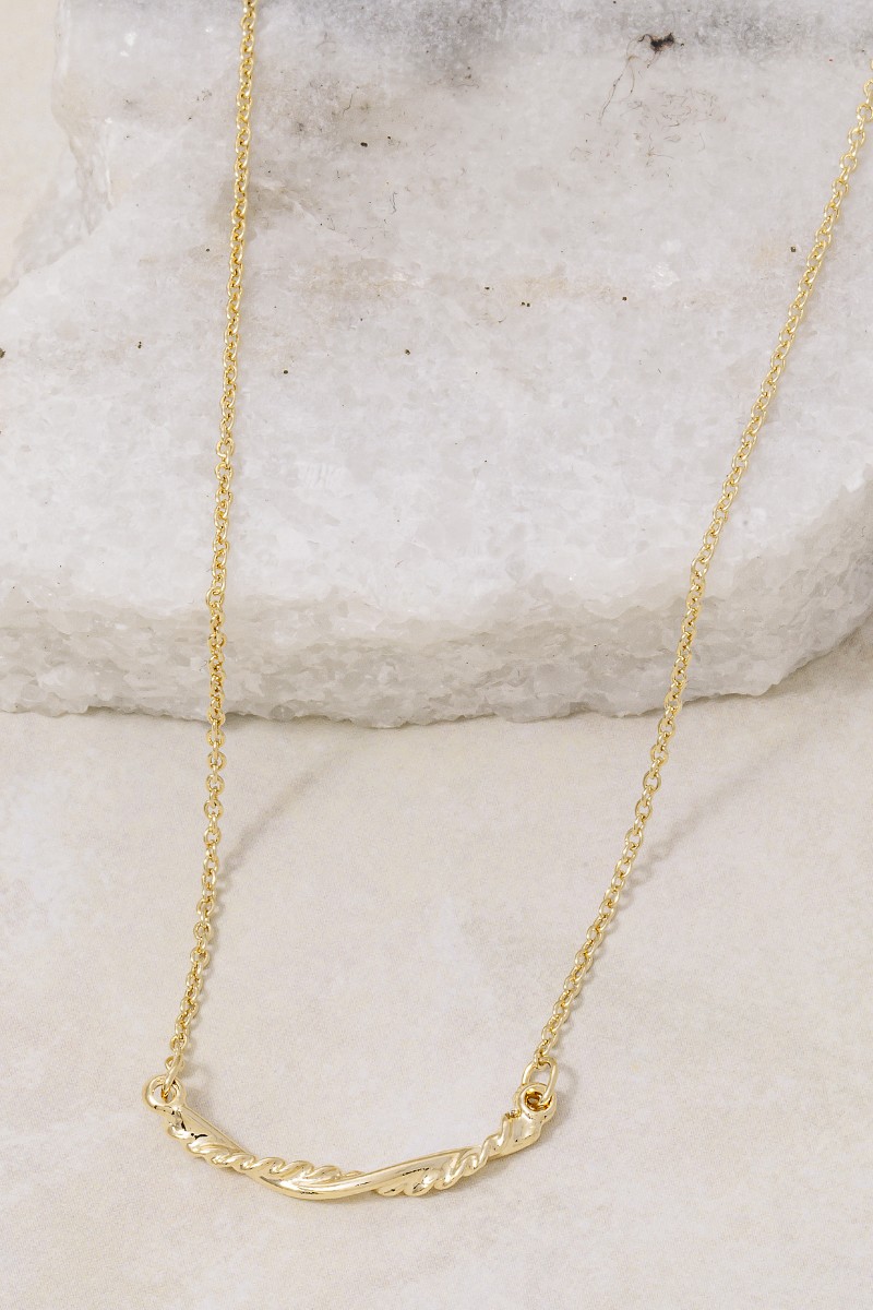 Twisted Rope Bar Pendant Necklace