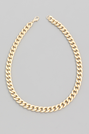 Metallic Curb Chain Necklace