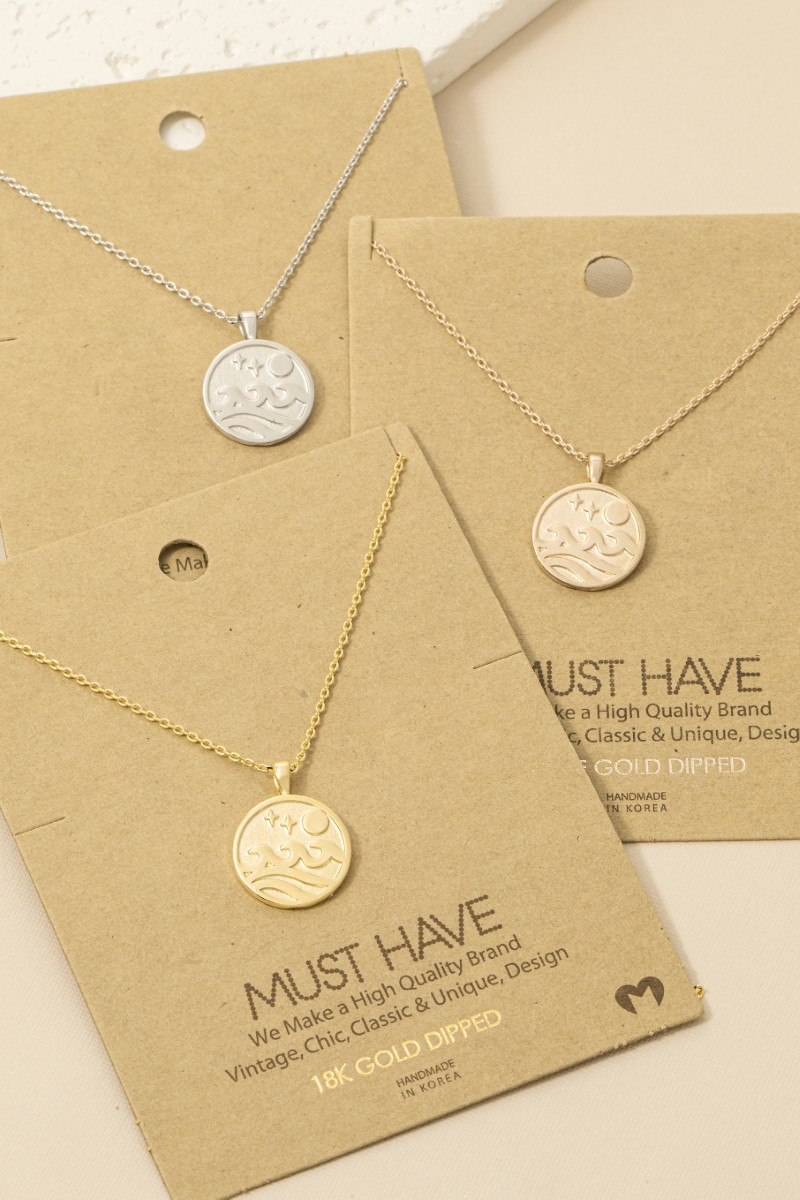 Metallic Wave Coin Pendant Necklace