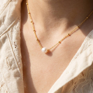 Gold Dipped Pearl Pendant Necklace