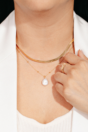 Pearl Coin Pendant Chain Necklace