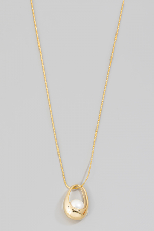 Metallic Basket Pearl Pendant Necklace