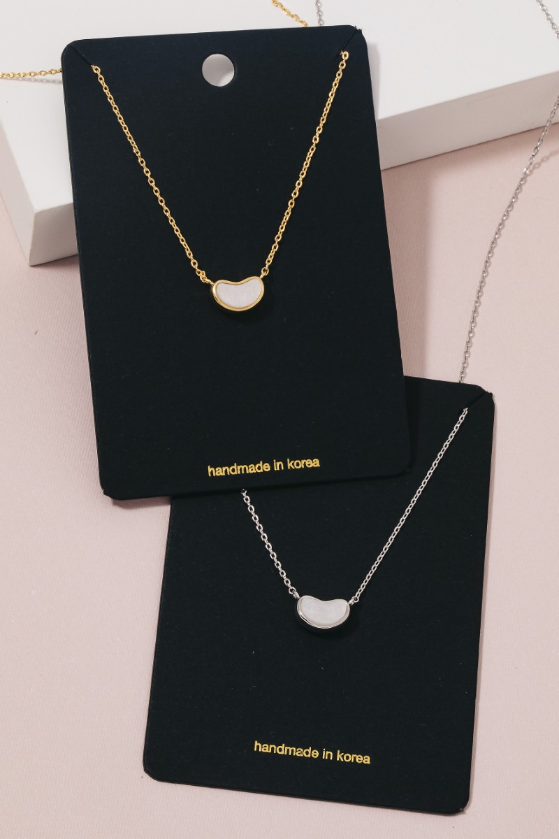 Puffy Acrylic Heart Pendant Necklace