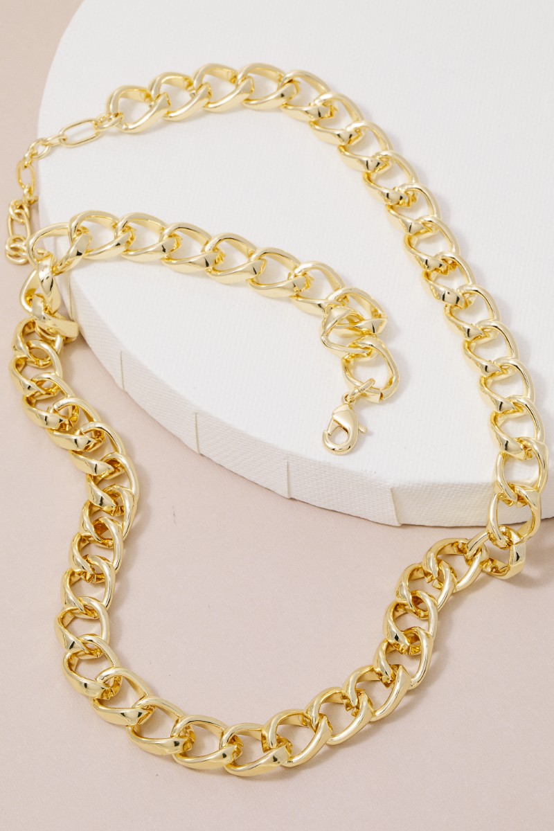 Classic Oval Chain Link Necklace