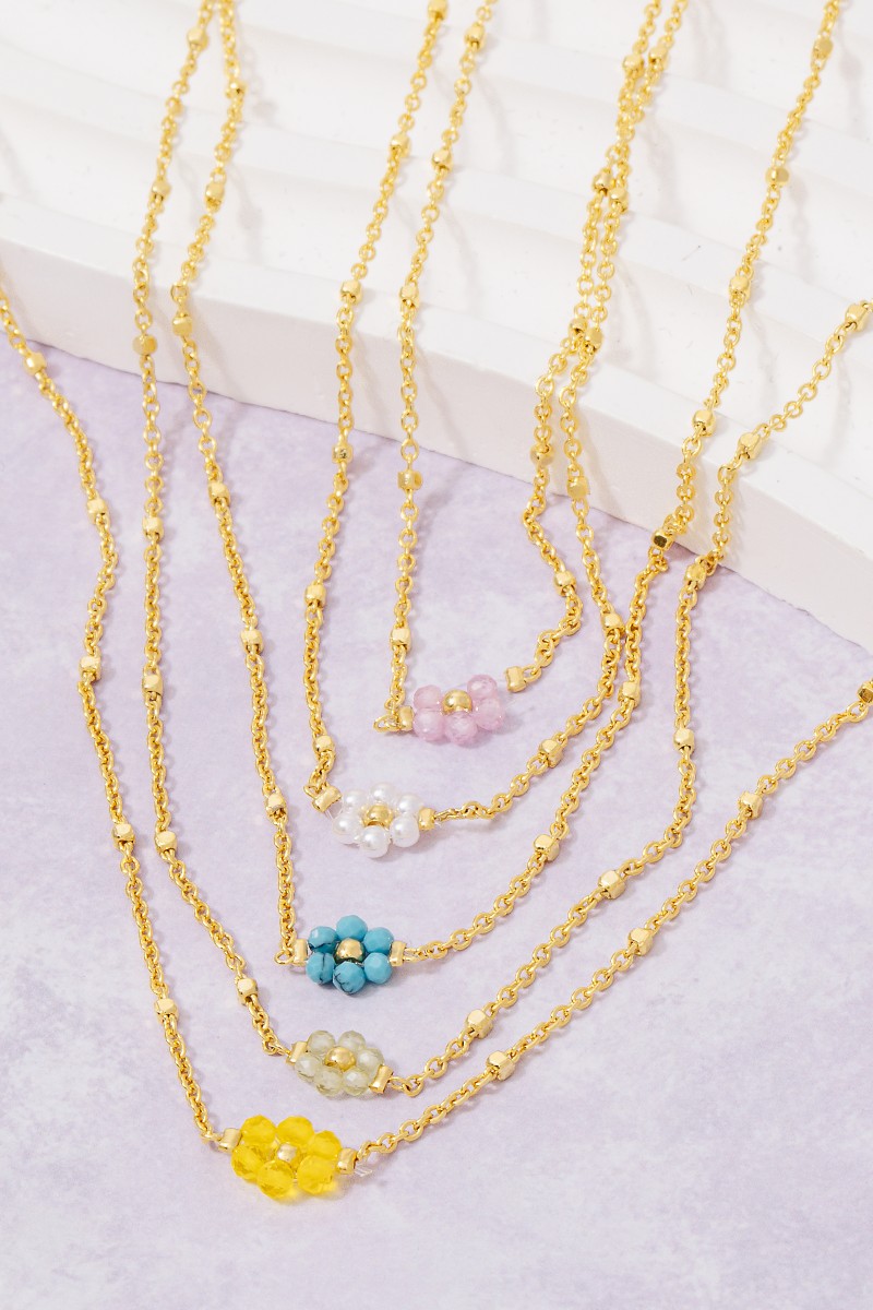 Beaded Flower Pendant Dainty Chain Necklace