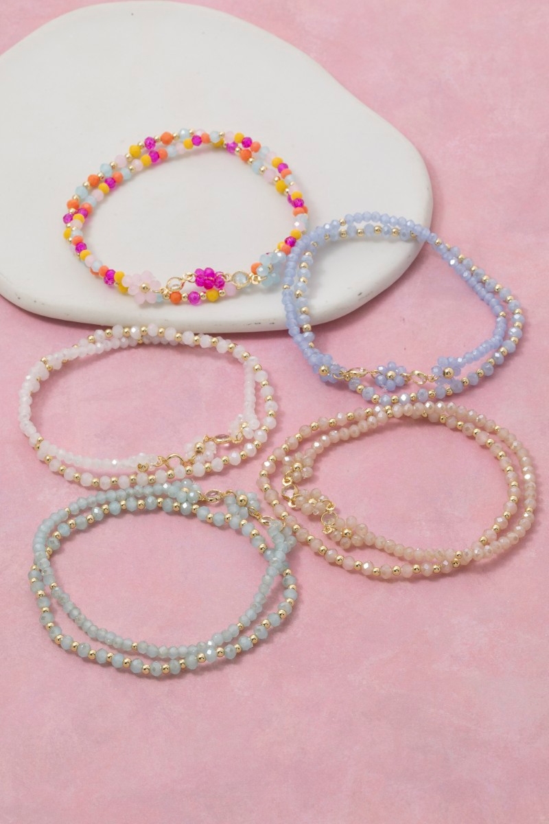 Faceted Beaded Flower Charm Mixed Beaded Bracelet