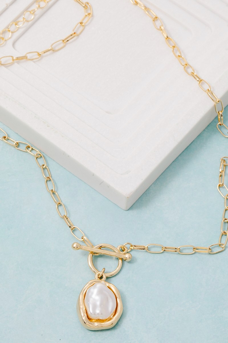 Pearl Pendant Dainty Toggle Chain Necklace