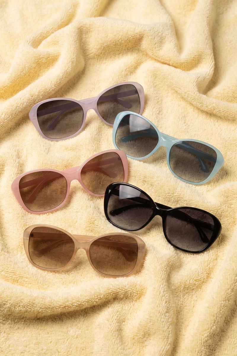 Classic Rounded Oval Frame Sunglasses