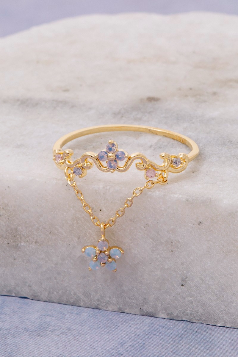 Gold Dipped Cz Flower With Chain Ring