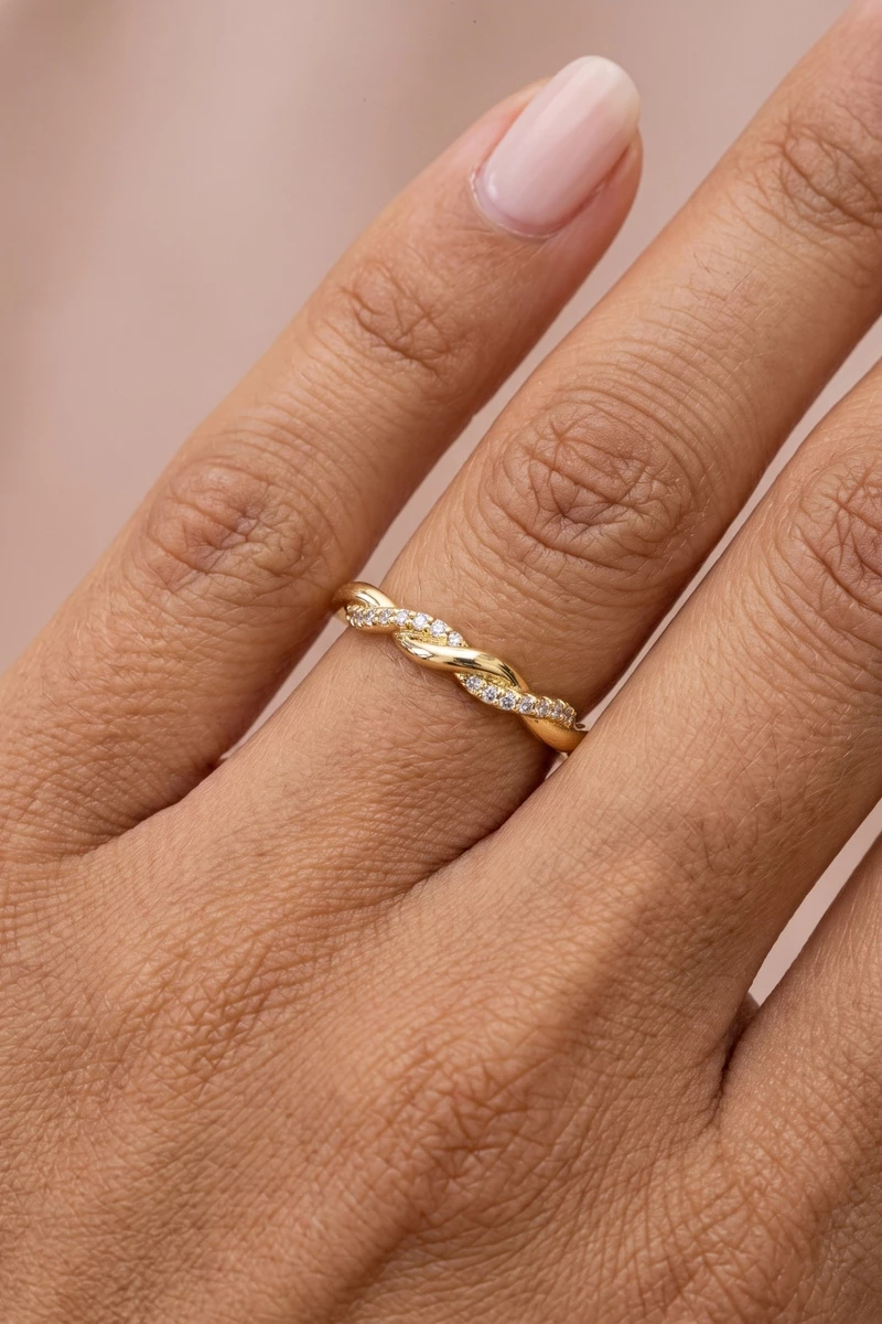 Twisted Pave Cz Band Ring