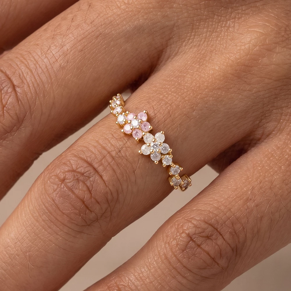 Gold Dipped Double Flower Graduated Cz Band Ring