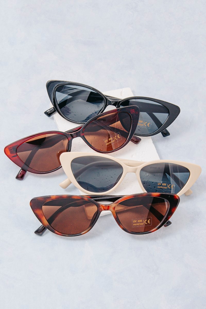 Narrow Cat Eye Frame Sunglasses