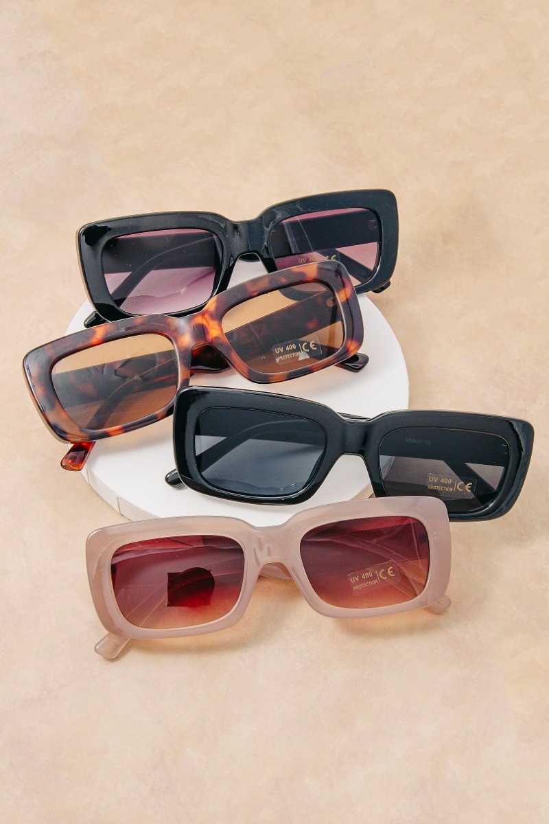 Thick Plastic Frame Rectangle Sunglasses