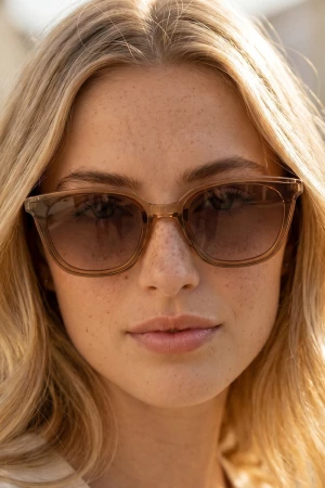 Square Fashion Sunglasses With Trim Bar