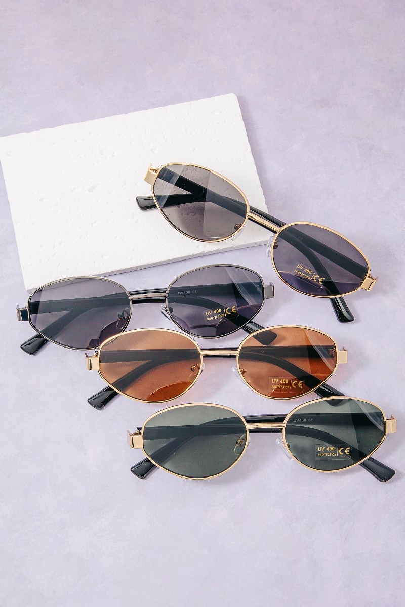 Twelve Piece Assorted Oval Metallic Frame Sunglasses