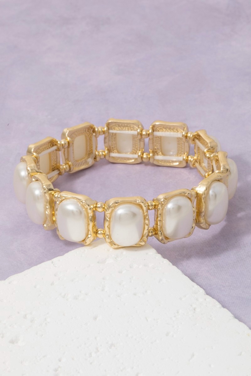 Gold Textured Oval Pearl Stretch Bracelet