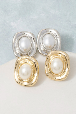 Hammered Oval Pearl Statement Stud Earrings