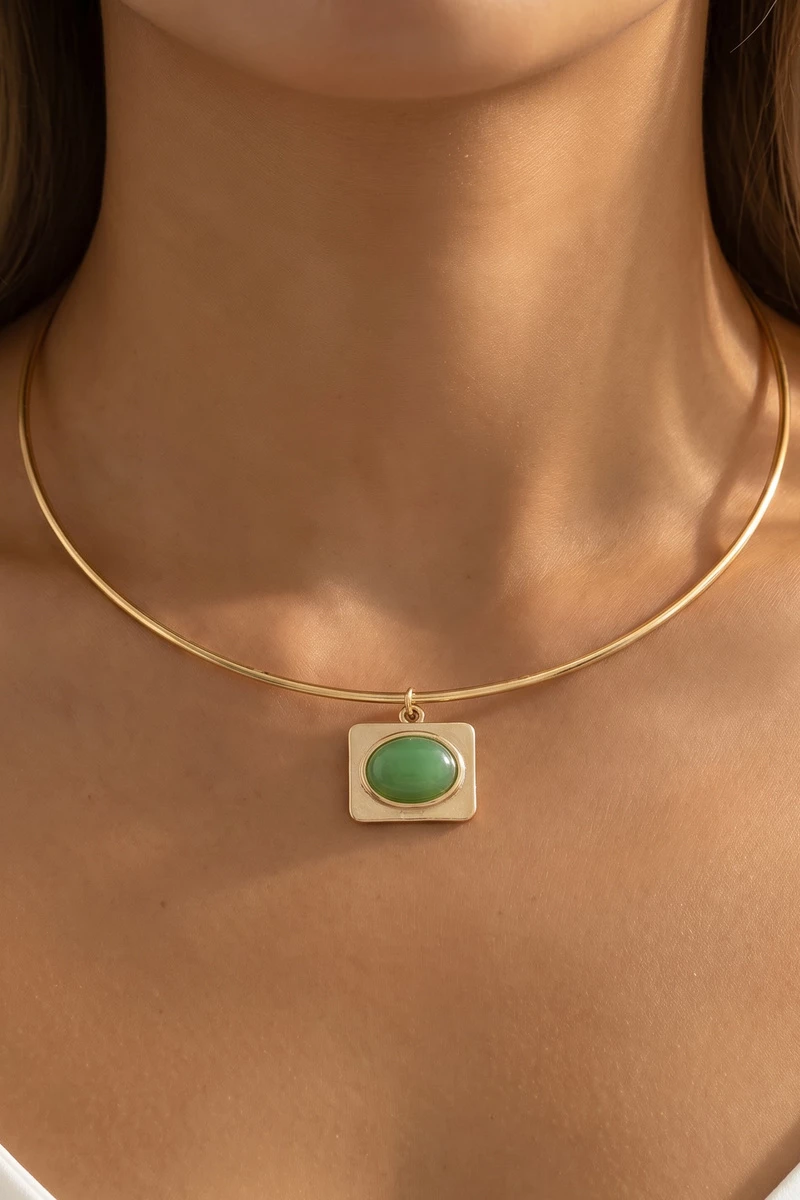Semi Stone Square Hammered Frame Collar Necklace