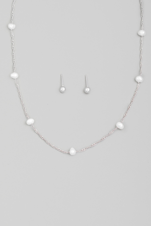 Pearly Bead Dainty Chain Necklace Set