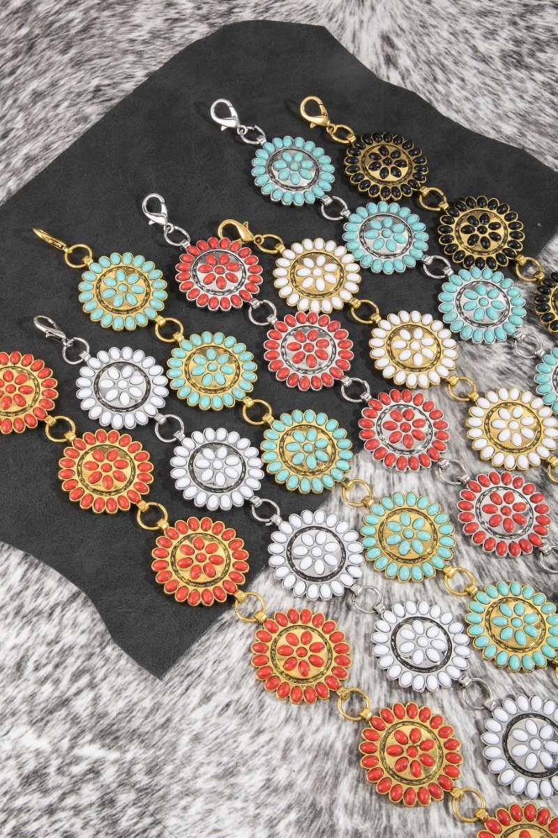 Round Stone Bead Concho Chain Belt