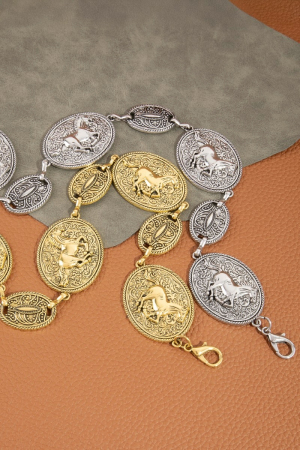 Horse & Rider Oval Medallion Chain Belt