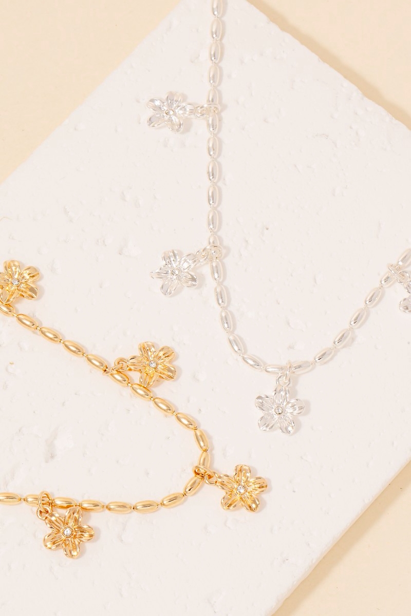 Metallic Flower Statin Charms Beaded Necklace