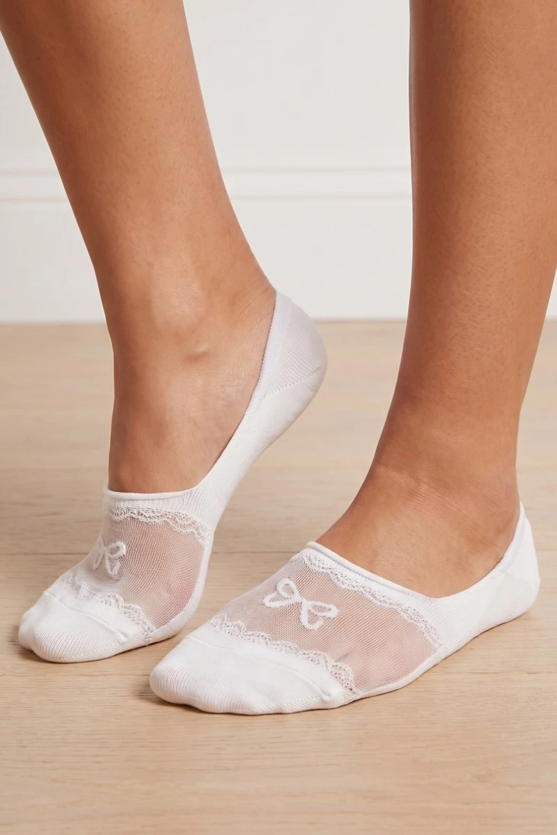 White See Through Ribbon Bow And Lace Low Rise Socks