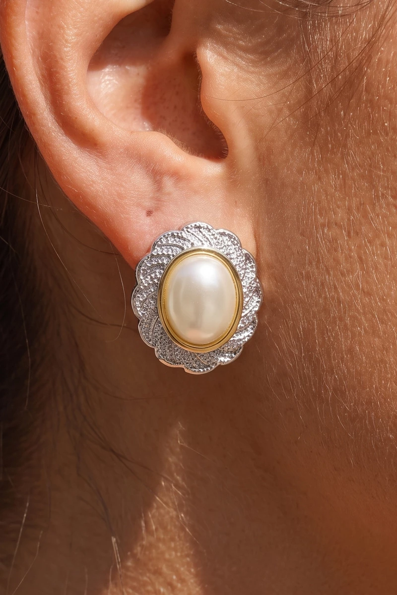Two Tone Scalloped Pearl Oval Stud Earrings
